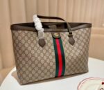 A Complete Comparison: Yves Saint Laurent Versus Gucci Bags for Work